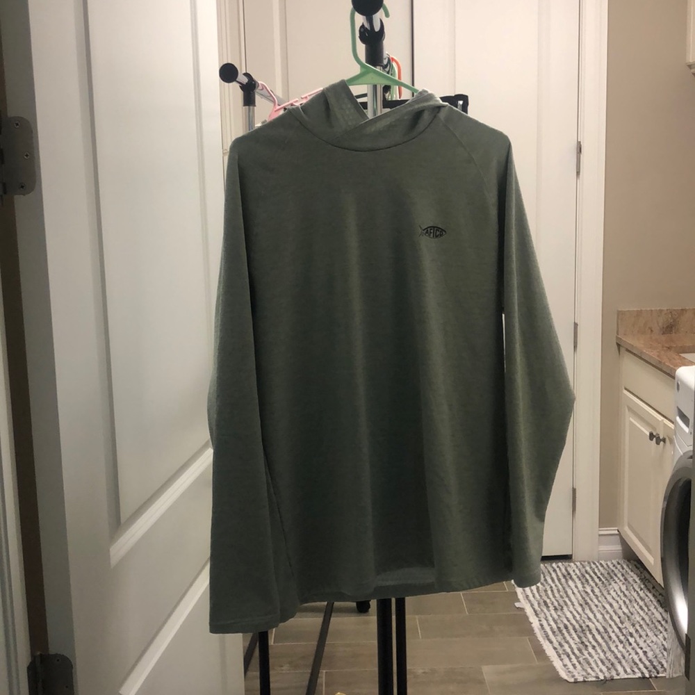 Aftco fishing shirt